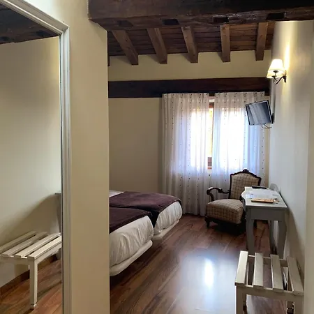 Rural La Pinorra بيت ريفي فينويسا