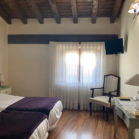 Rural La Pinorra بيت ريفي