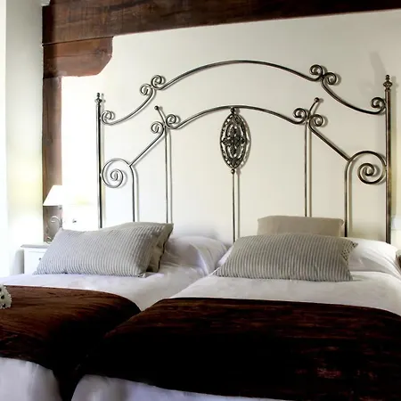 Locanda Rural La Pinorra 4*