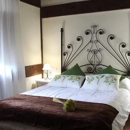 Rural La Pinorra Πανδοχείο Vinuesa