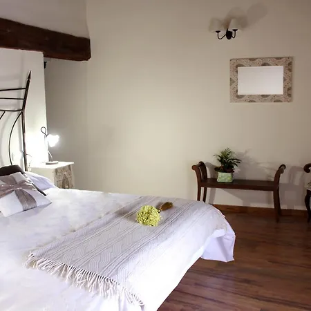 بيت ريفي Rural La Pinorra 4*