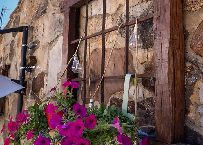 Inn Rural La Pinorra 4*