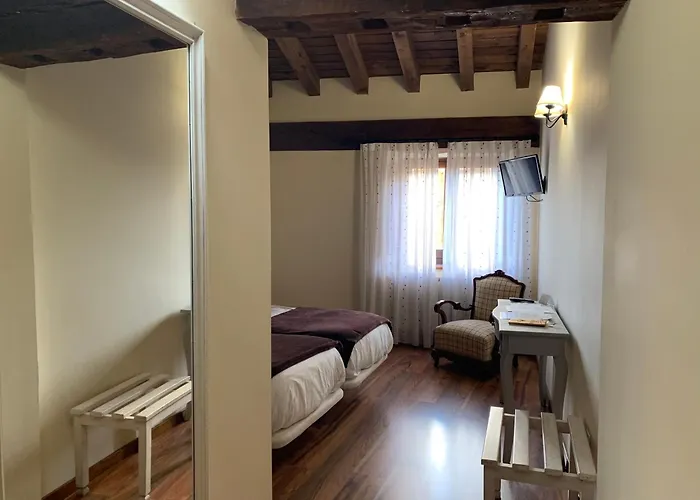 Rural La Pinorra Inn Vinuesa