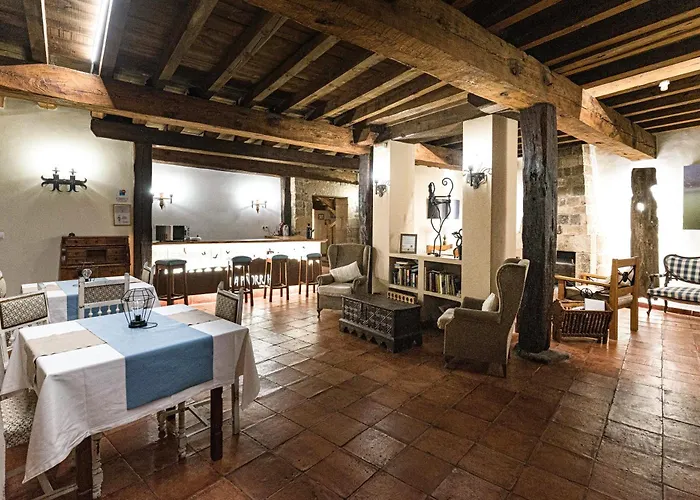 Rural La Pinorra Inn